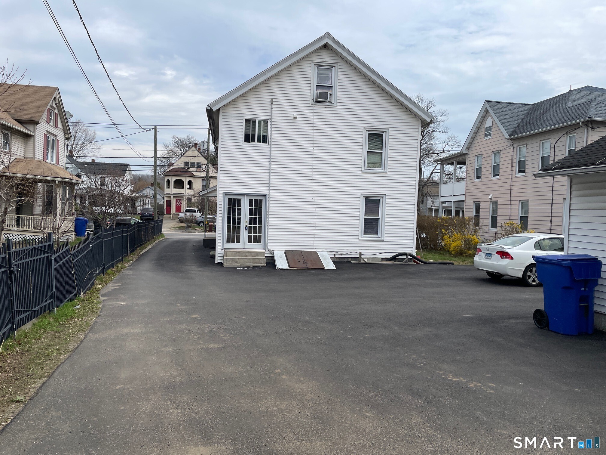 264 Main South Street Property Photo 6
