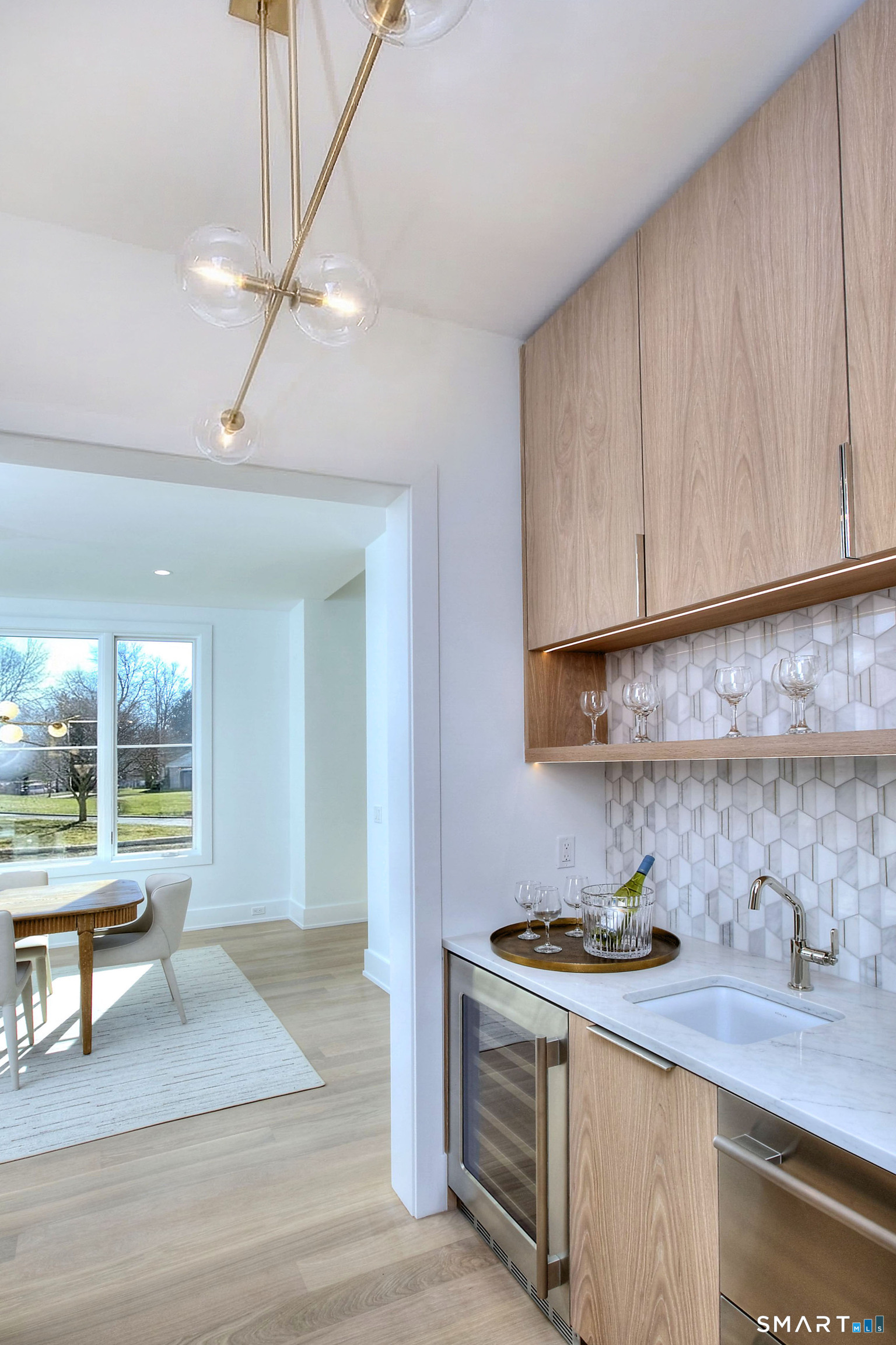 8 Loretta Court Property Photo 6