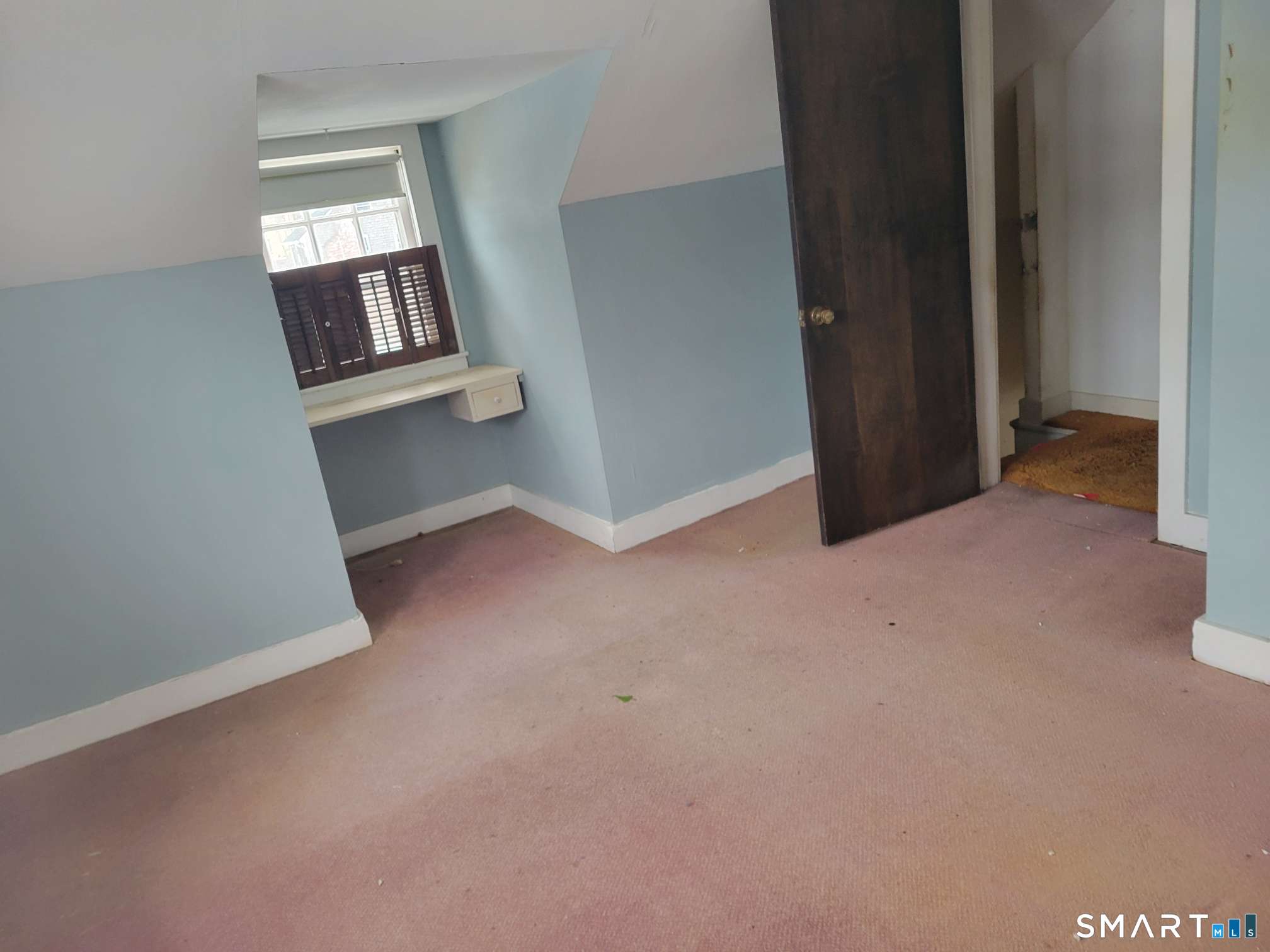 459 Colonel Ledyard Highway Property Photo 3