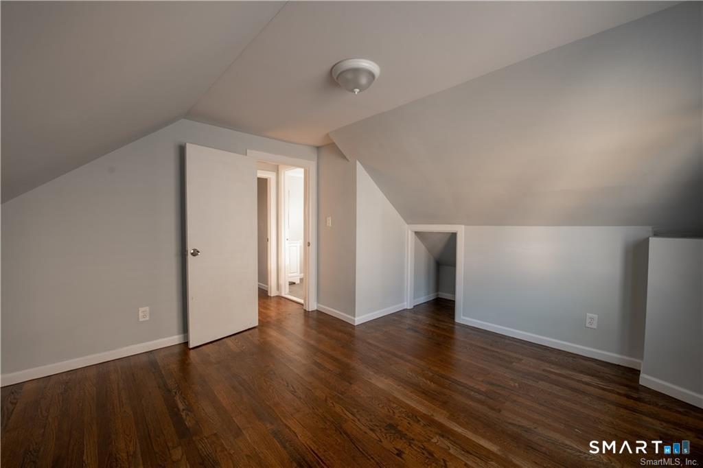 927 Birmingham Street Property Photo 21
