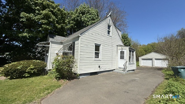 131 Bryden Terrace Property Photo 2