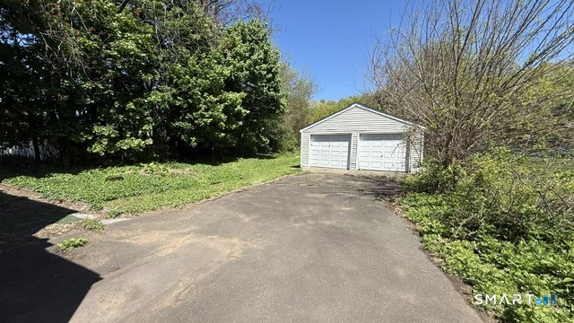 131 Bryden Terrace Property Photo 4