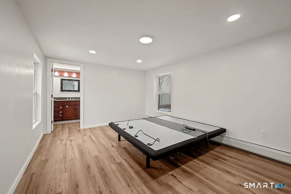 78 Union Street Property Photo 16