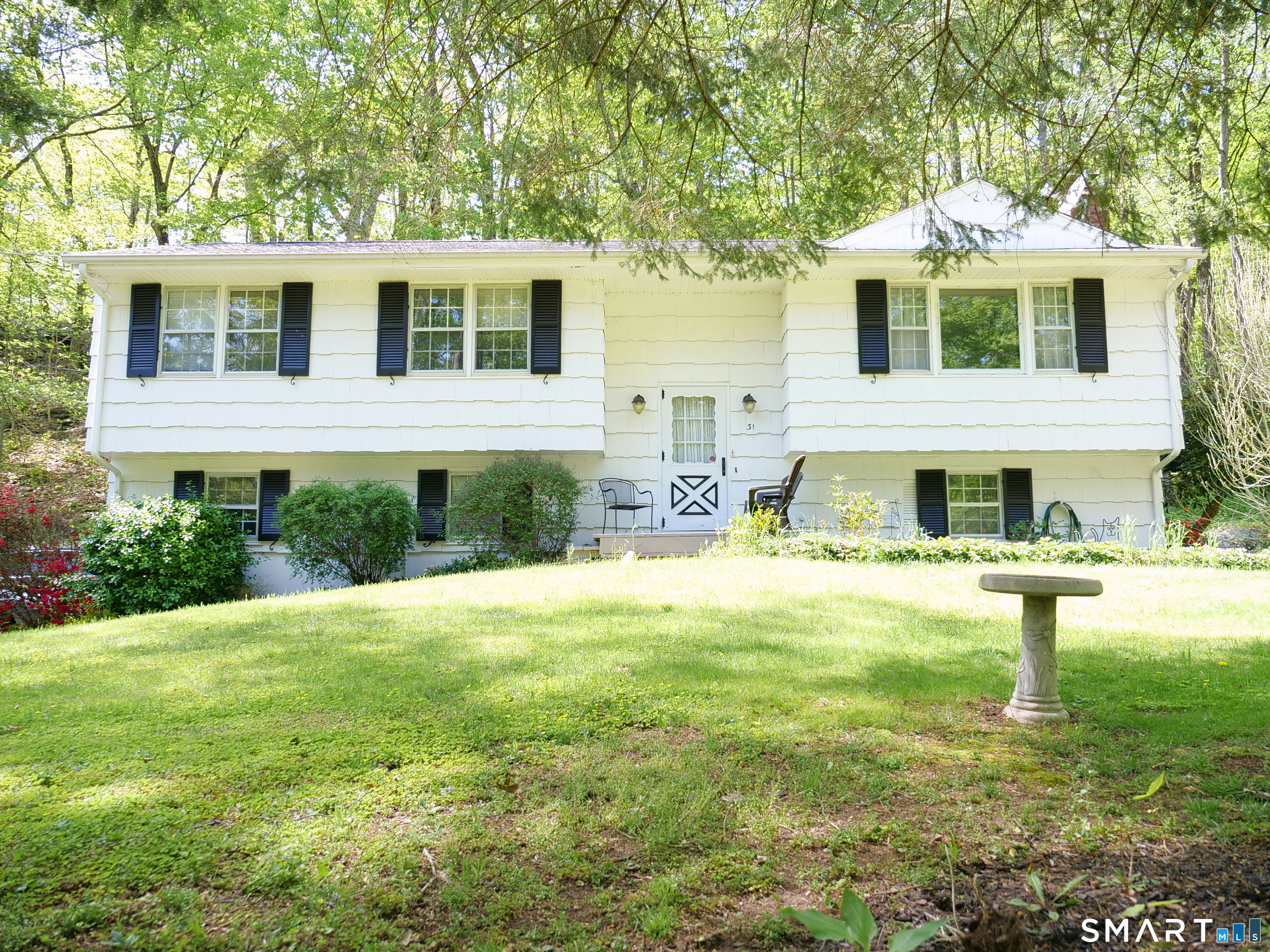 31 Longview Drive Property Photo 1