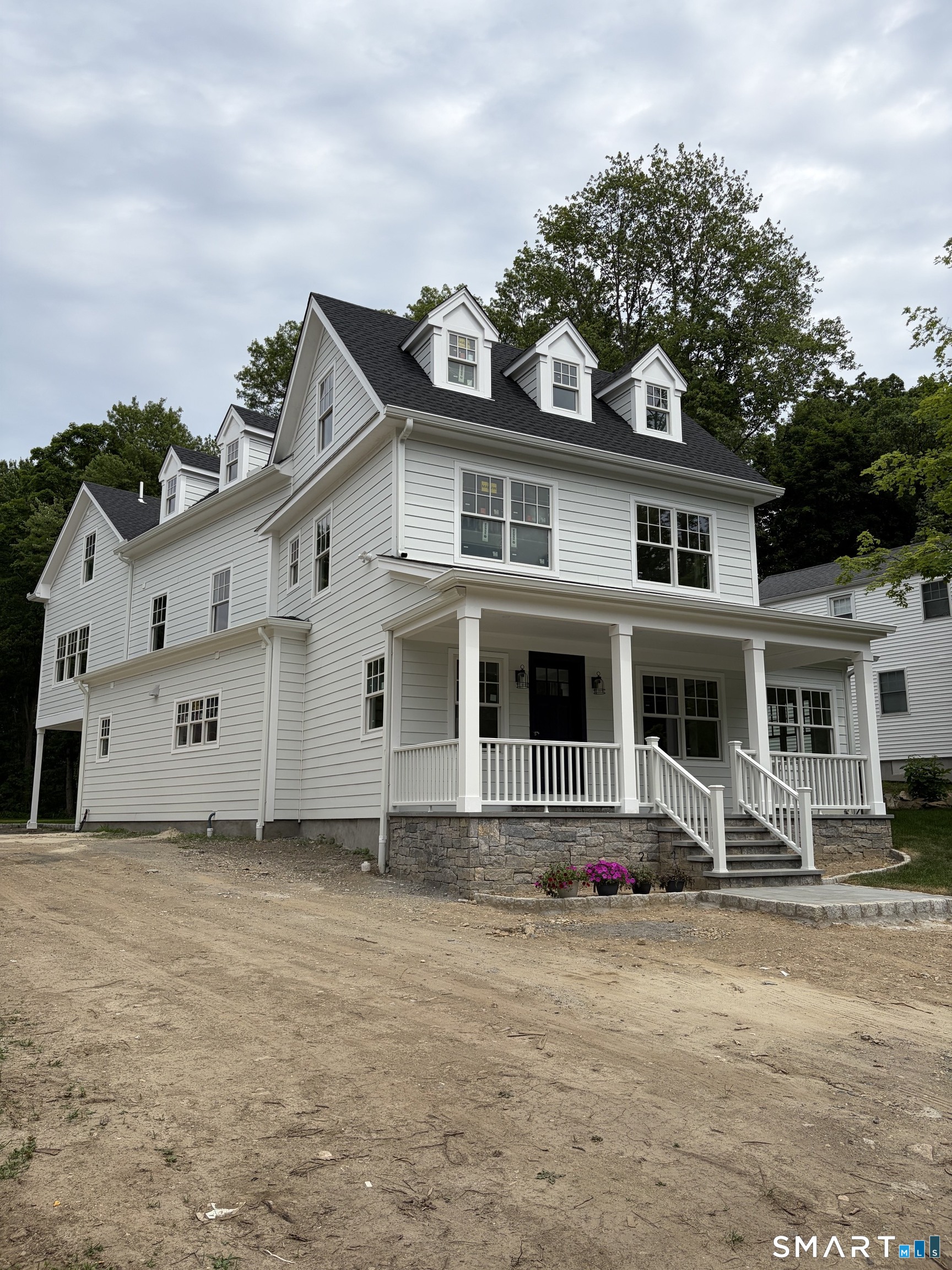 145 River Street Property Photo 4