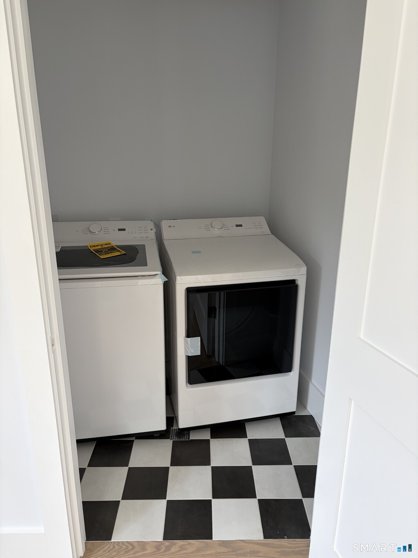 145 River Street Property Photo 13