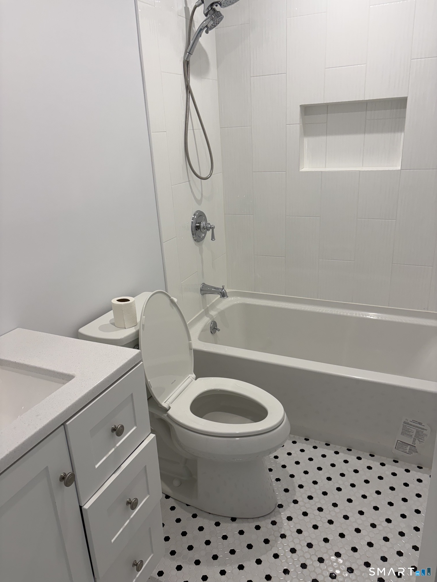 145 River Street Property Photo 17