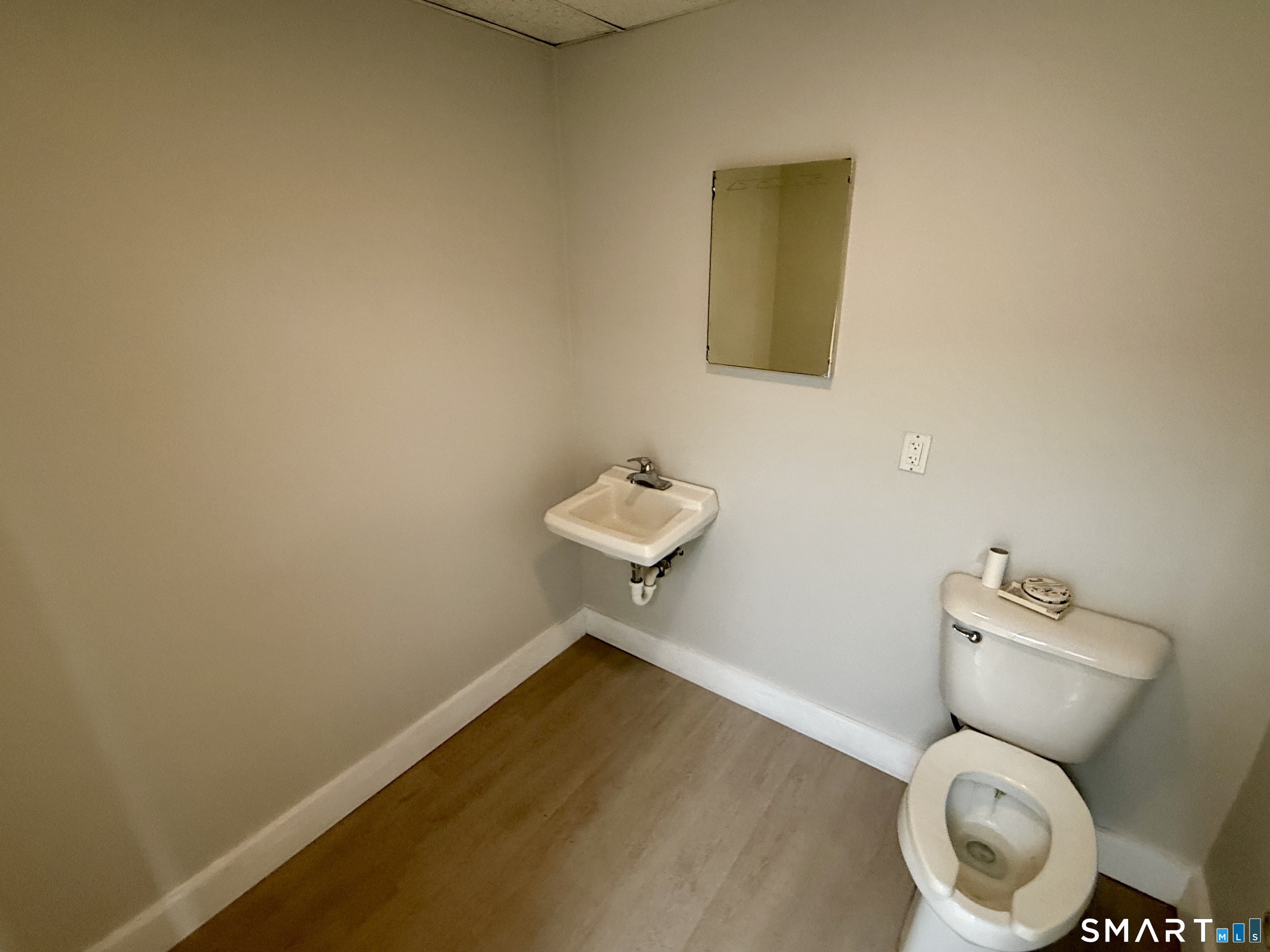 835 New Harwinton Road Property Photo 8