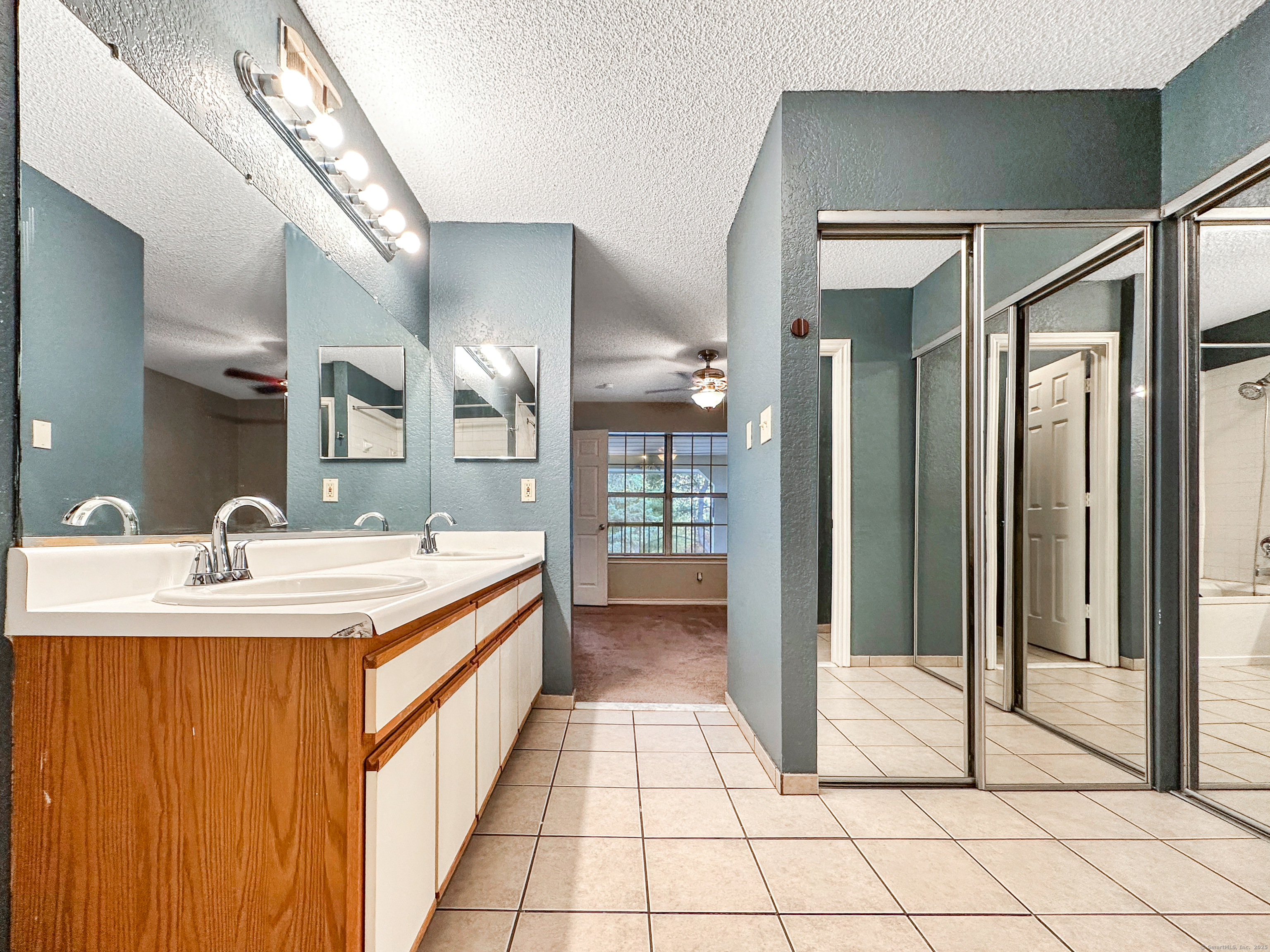 31 High Apt 11304 Street Property Photo 14