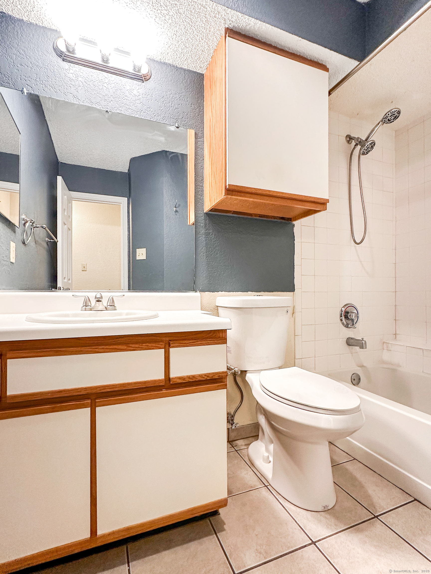 31 High Apt 11304 Street Property Photo 18