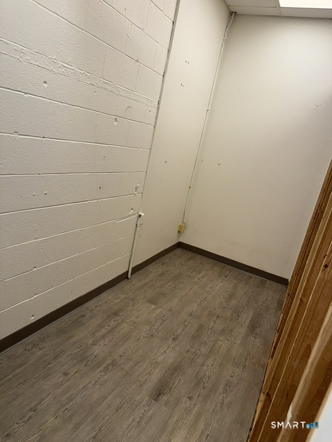 855 Forest Road Property Photo 10