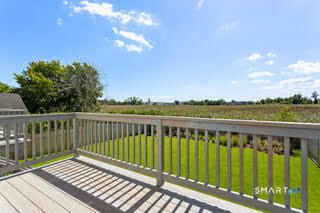928 Reef Road Property Photo 4