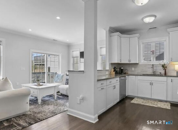 928 Reef Road Property Photo 8