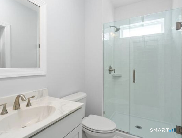 928 Reef Road Property Photo 9
