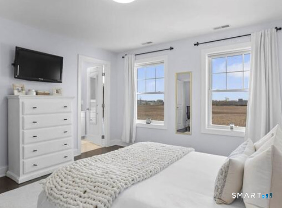 928 Reef Road Property Photo 11