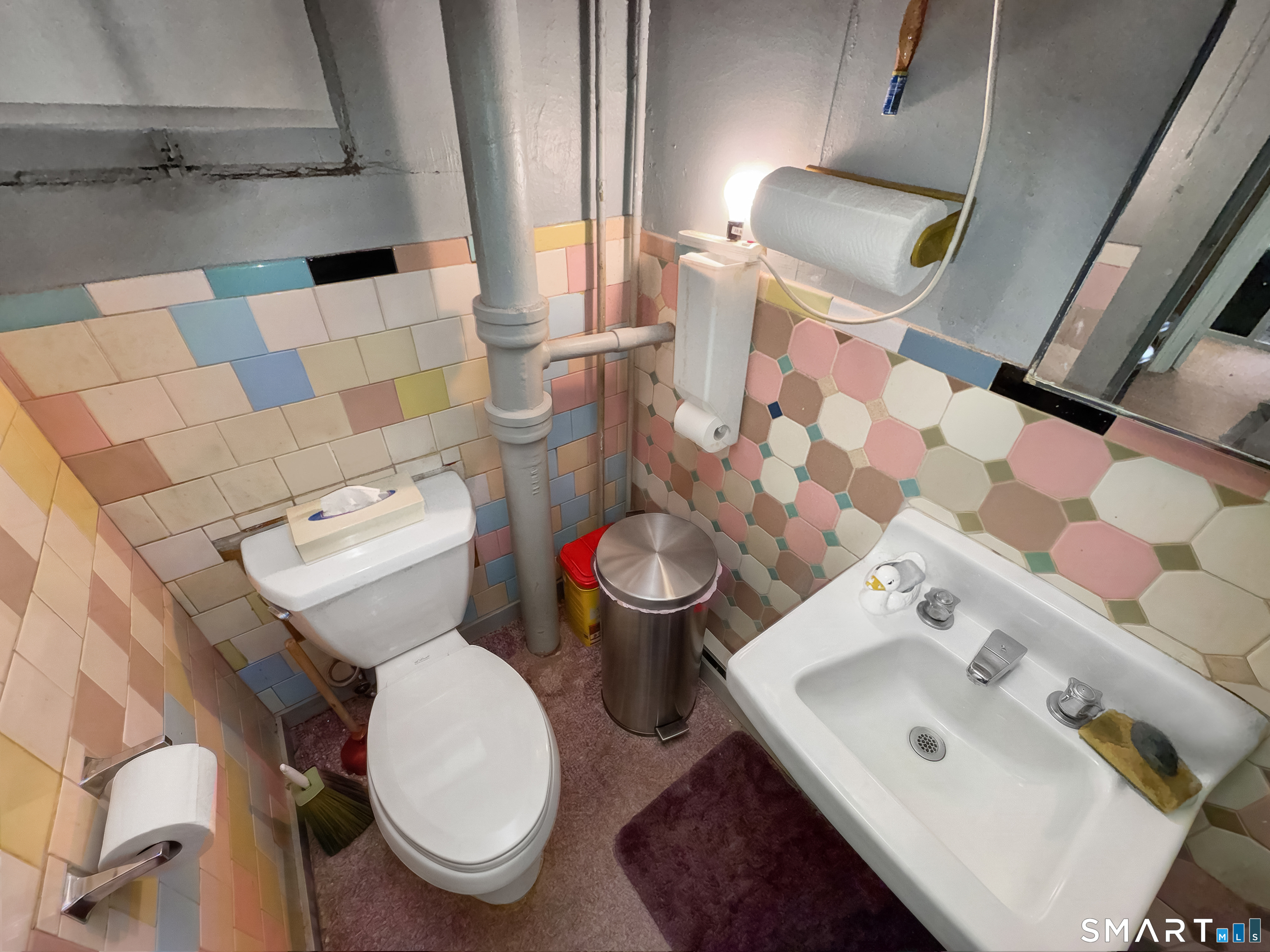 200 Main West Street Property Photo 12