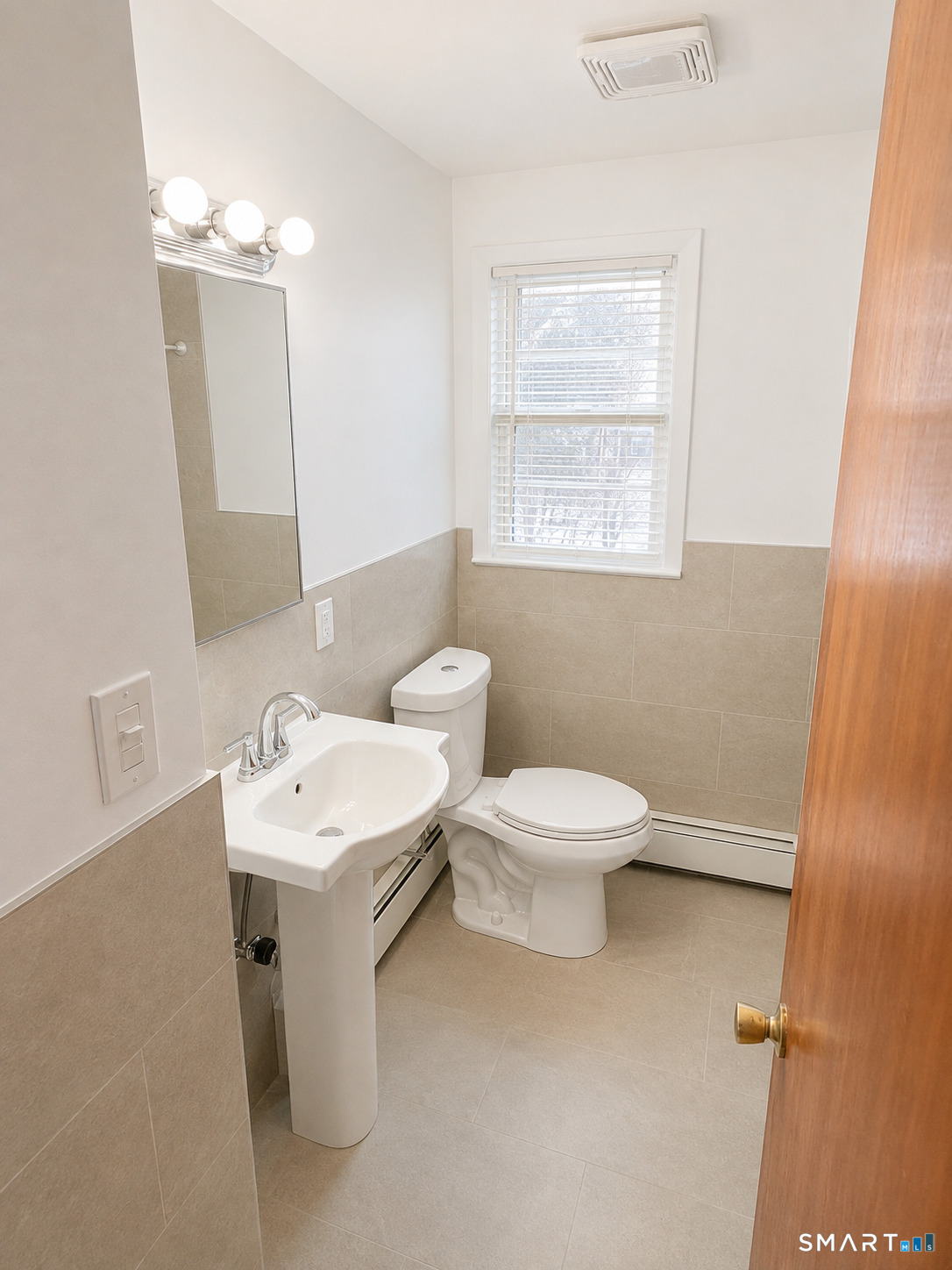 46 Myron Avenue Property Photo 5