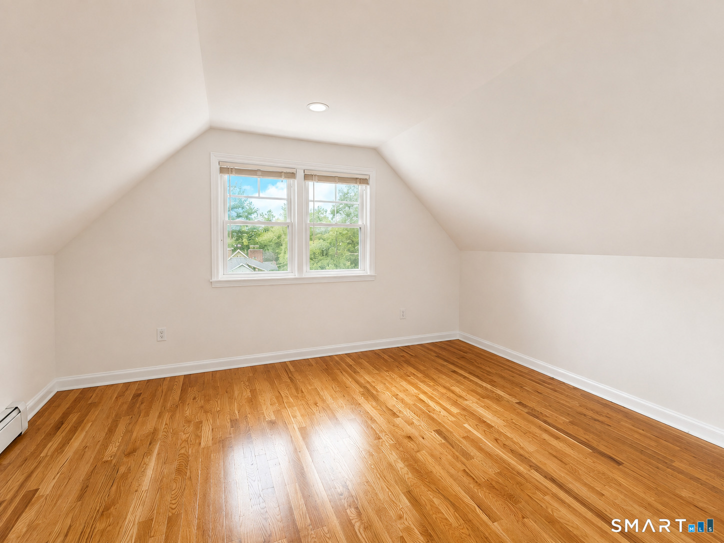 46 Myron Avenue Property Photo 8