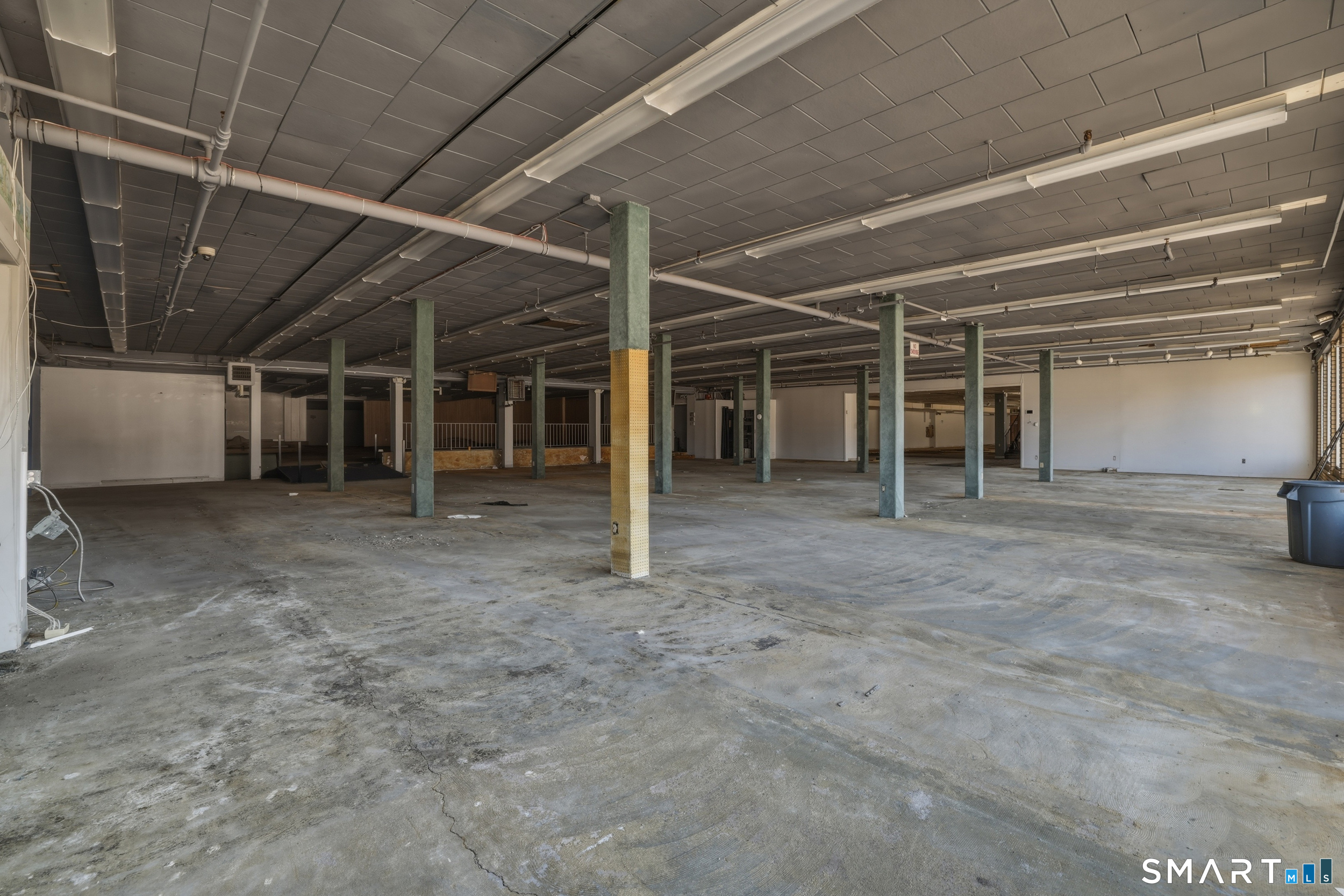 1930 Silas Deane Highway Property Photo 31