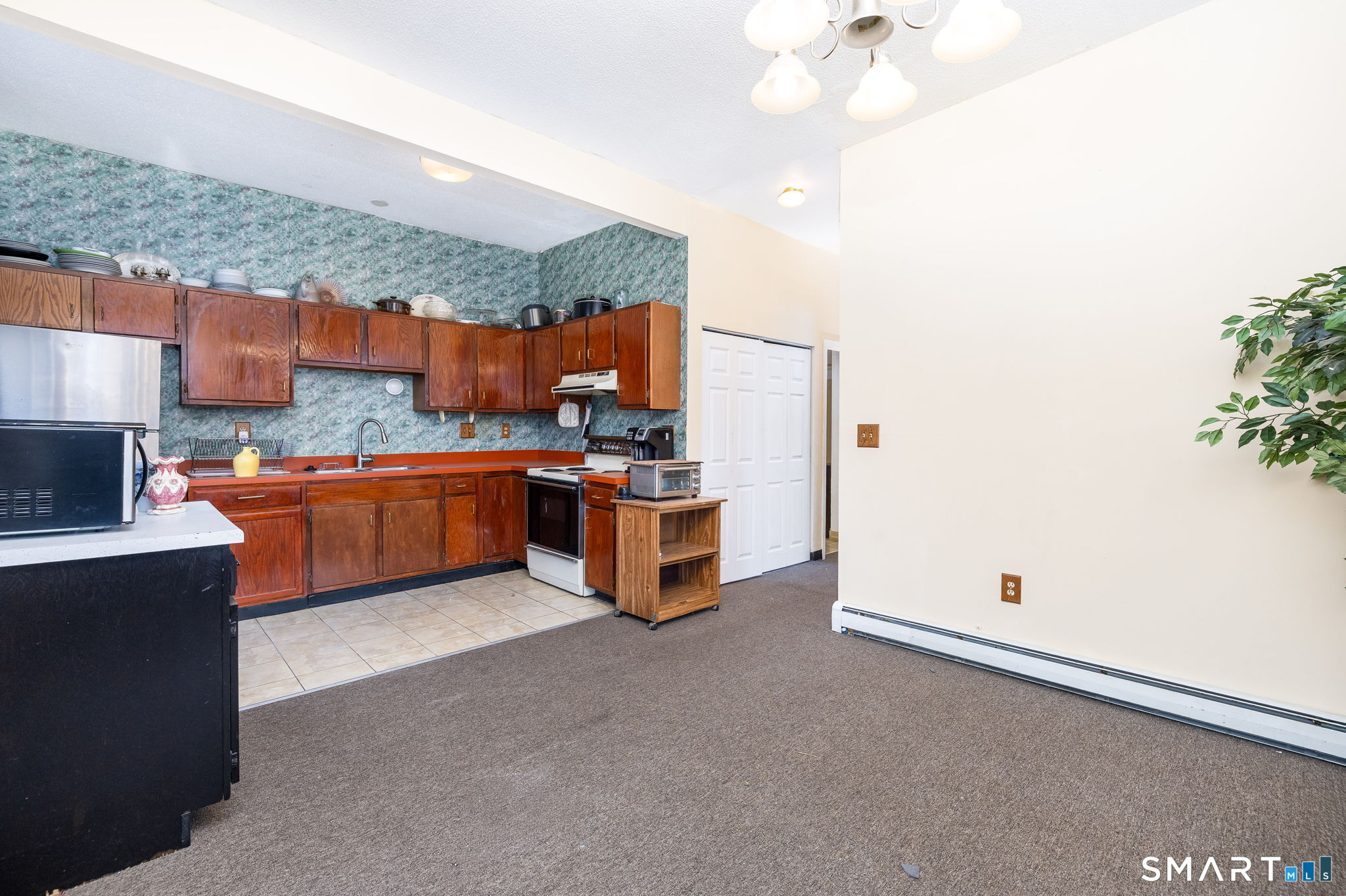24158452 Property Photo 10