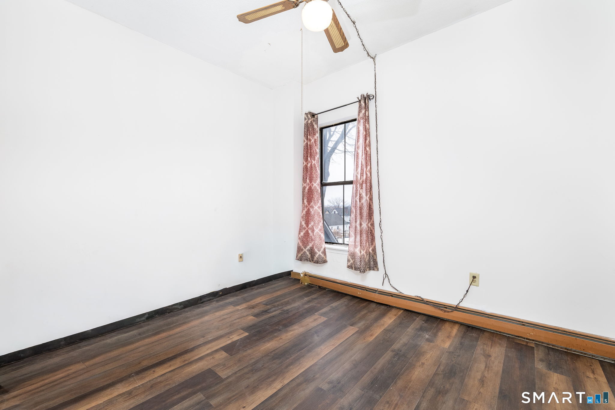 24158452 Property Photo 13