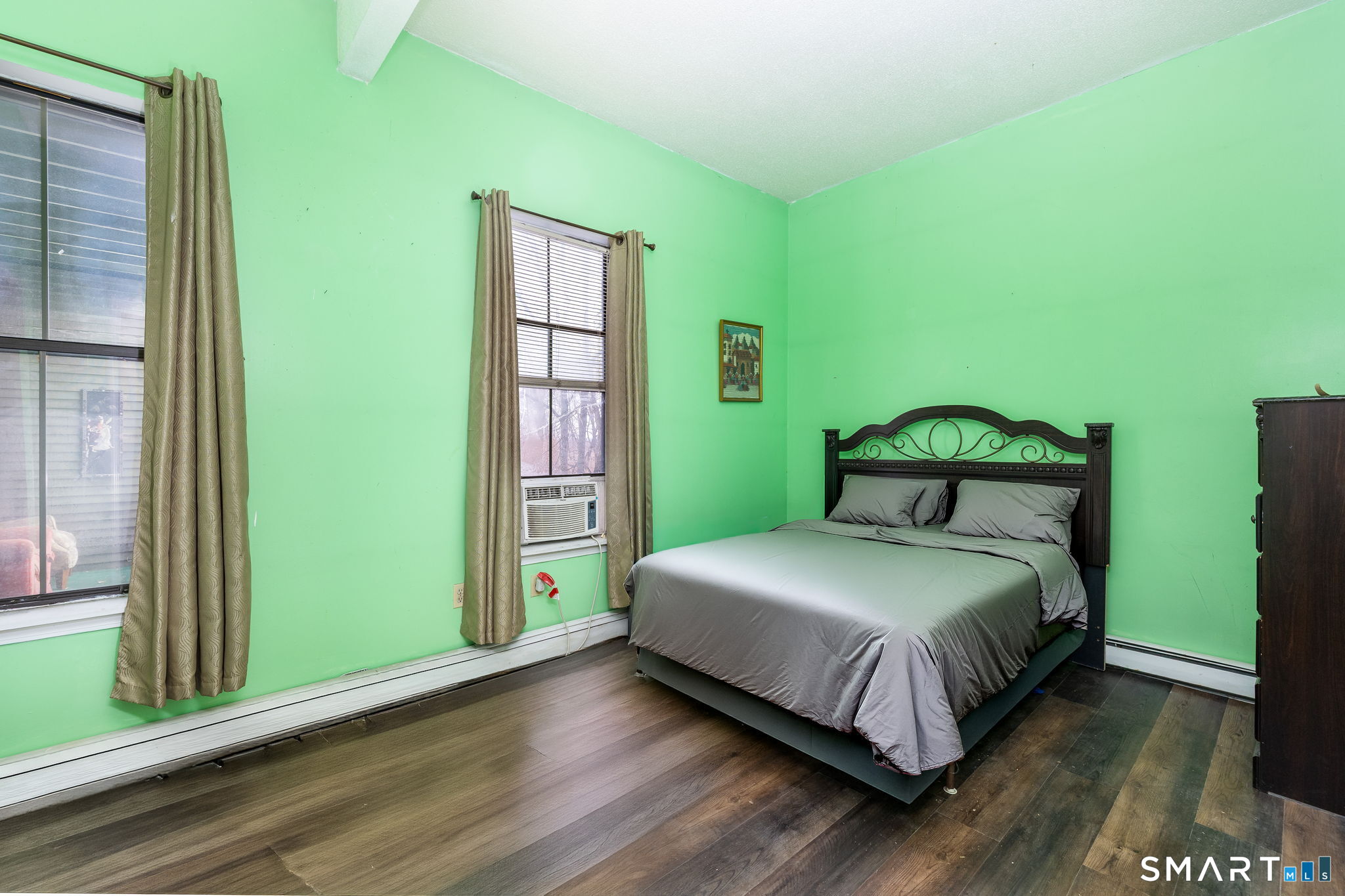 24158452 Property Photo 15