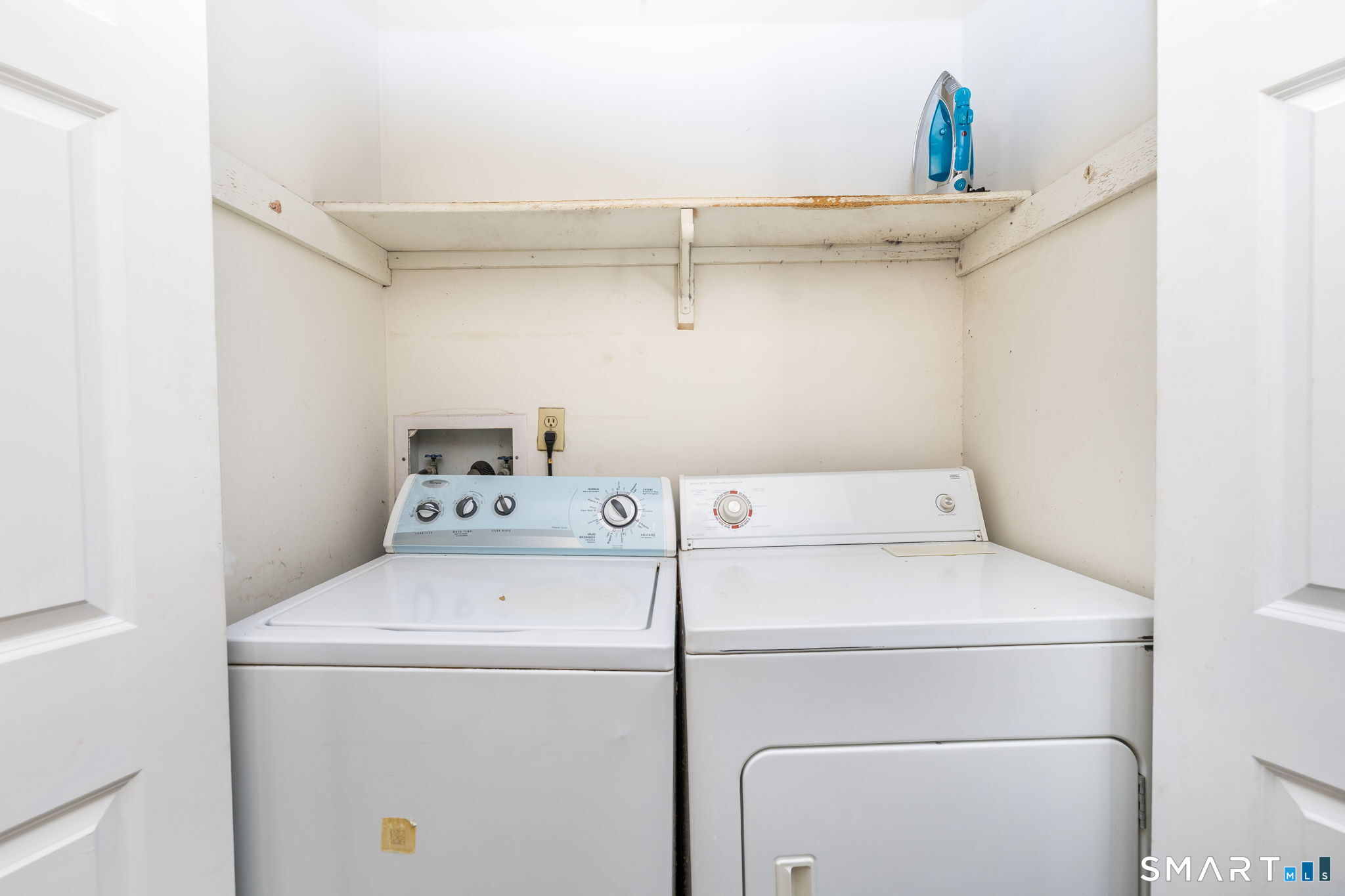 24158452 Property Photo 16