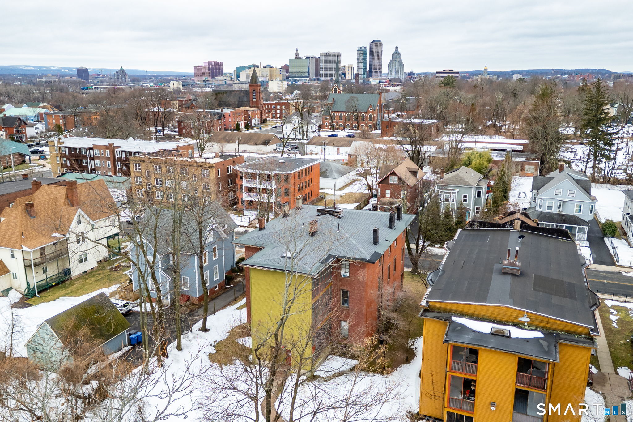 24158452 Property Photo 22
