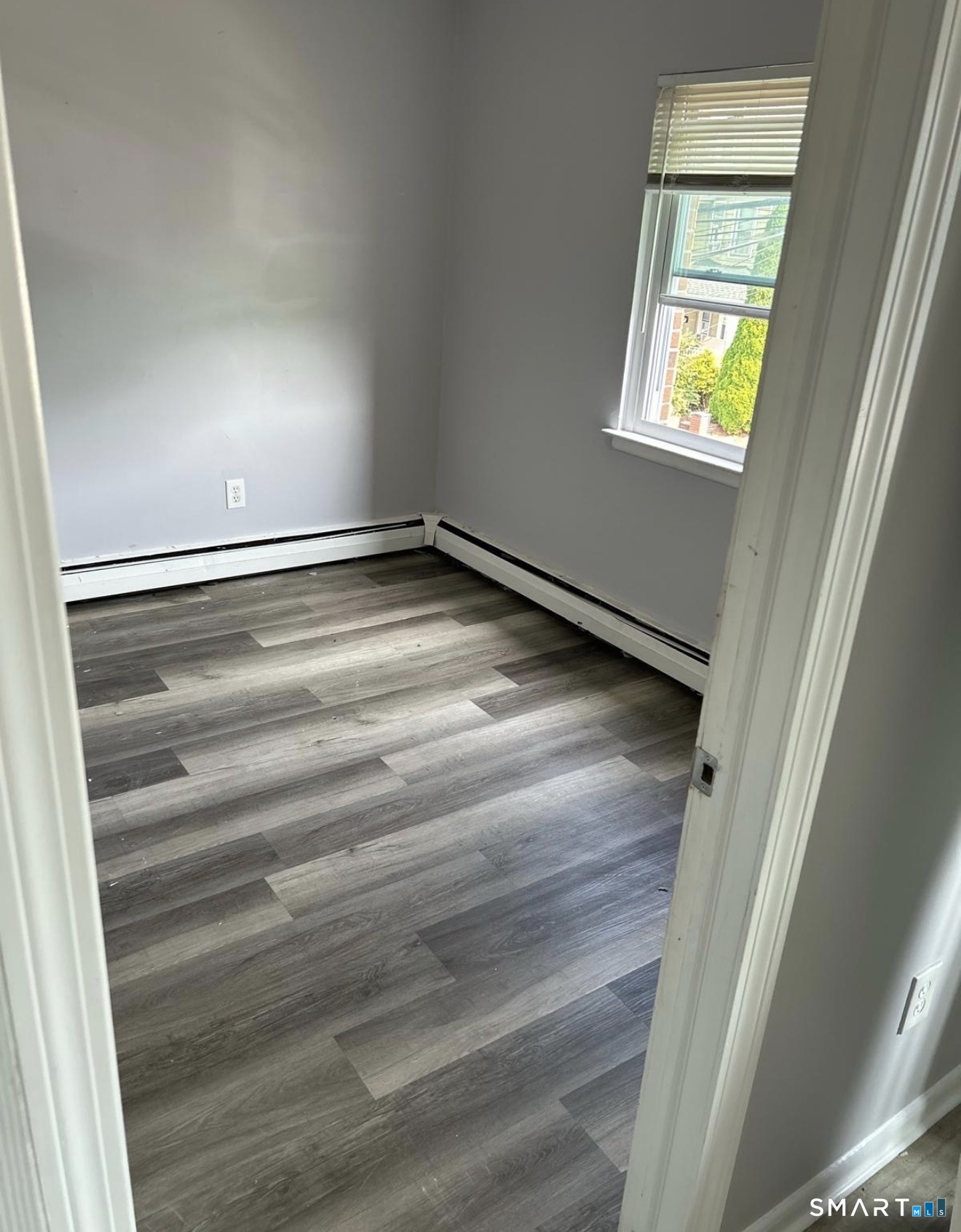 80 Taft Apt 5 Avenue Property Photo 2