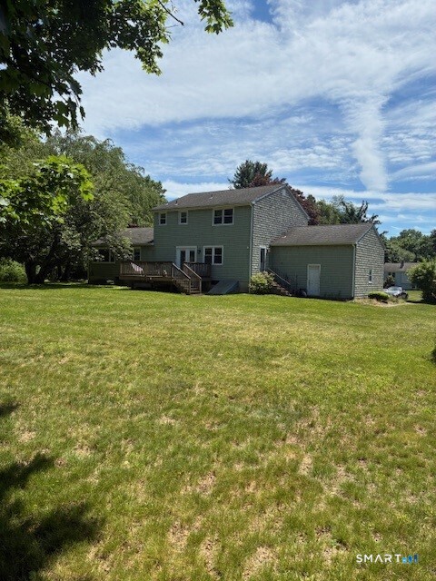 11 Williamsburg Drive Property Photo 6