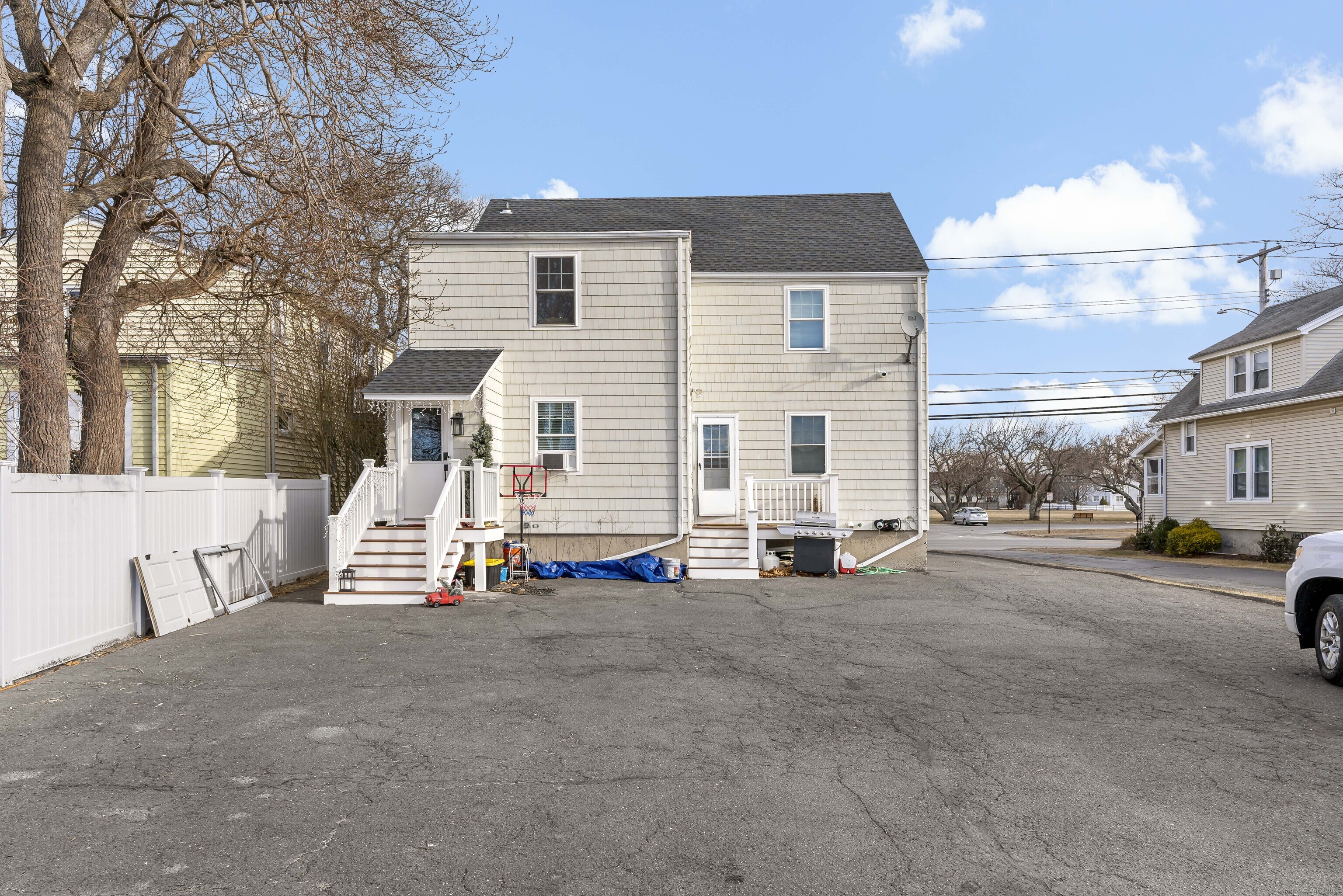 788 Reef Road Property Photo 3