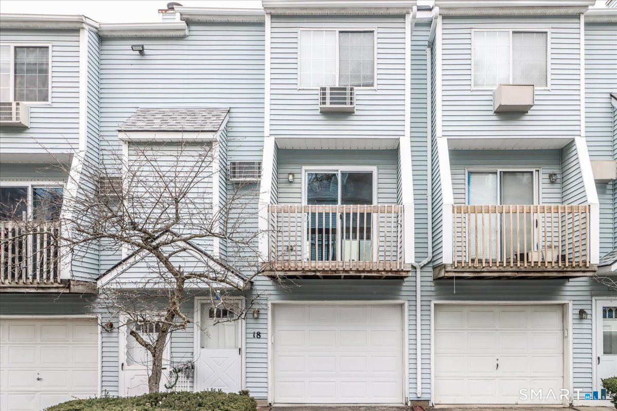 268 Congress Apt 18 Avenue Property Photo 2