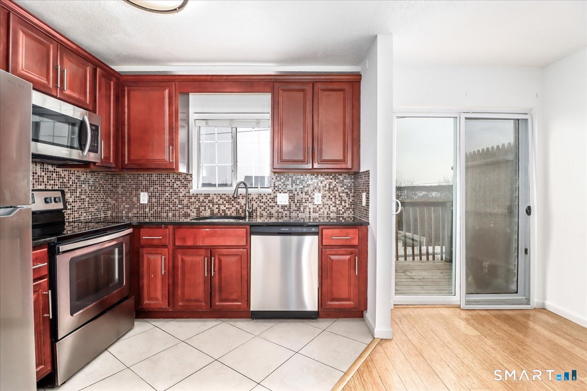 268 Congress Apt 18 Avenue Property Photo 11