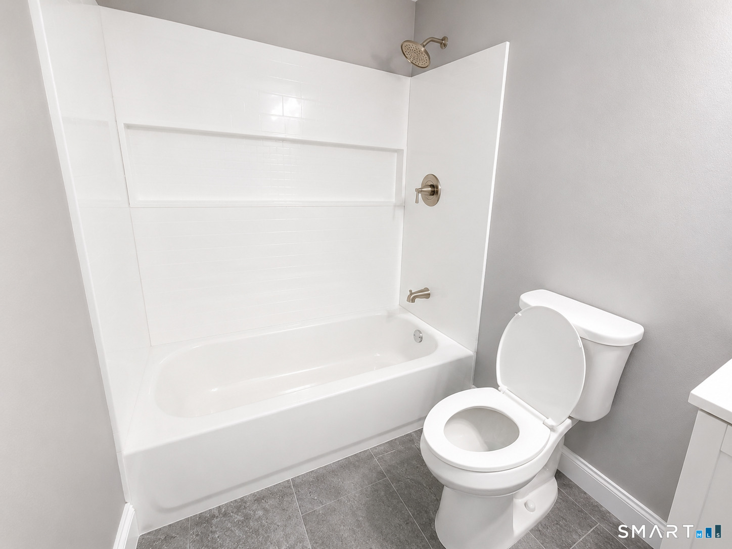 379 Woodland Apt 2c Street Property Photo 7