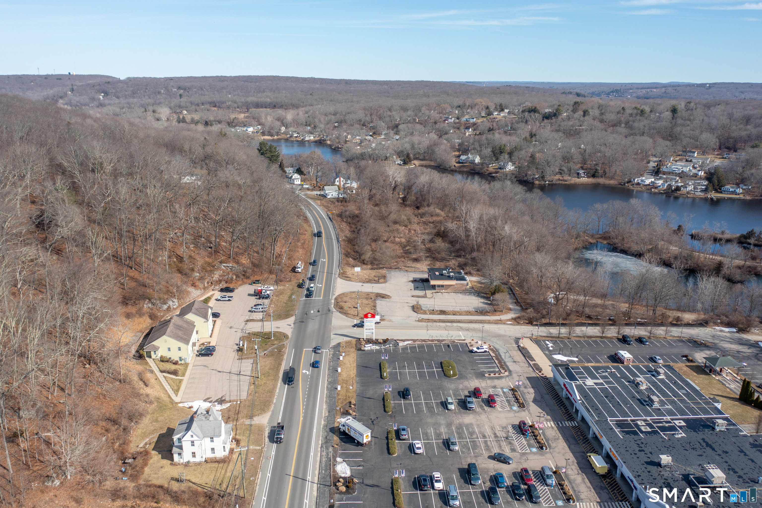 641 Norwich New London Turnpike Property Photo 16