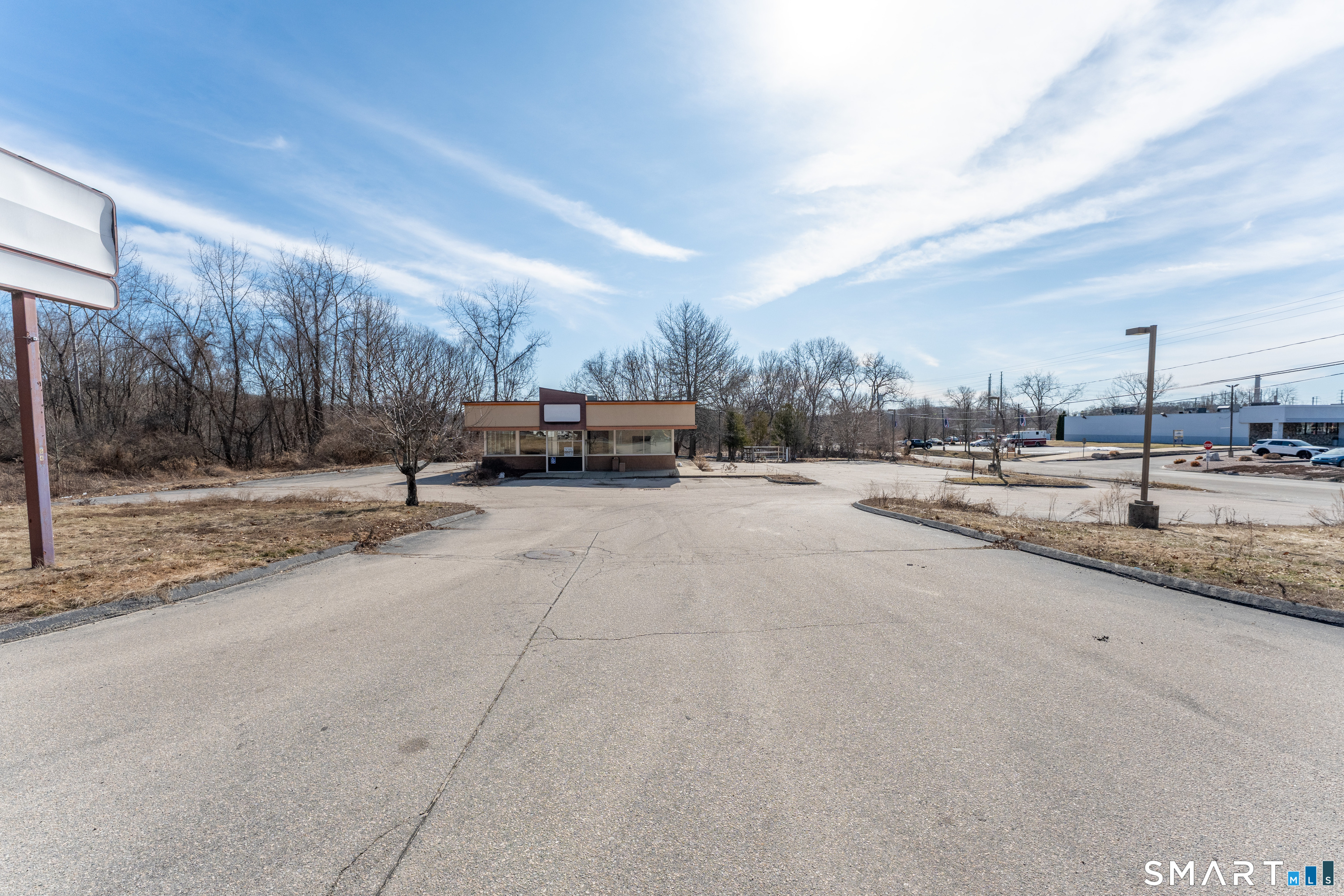 641 Norwich New London Turnpike Property Photo 24
