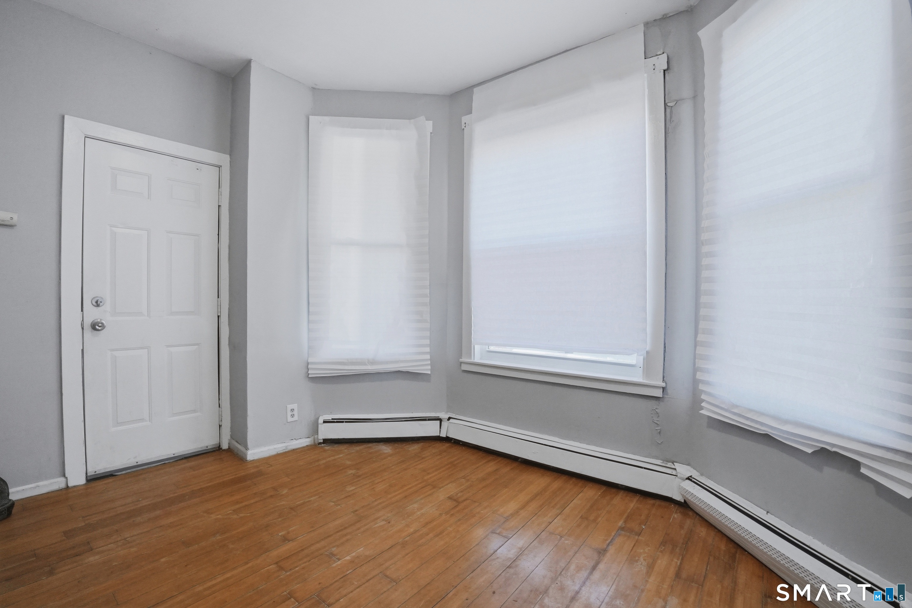 584 Kossuth Street Property Photo 5