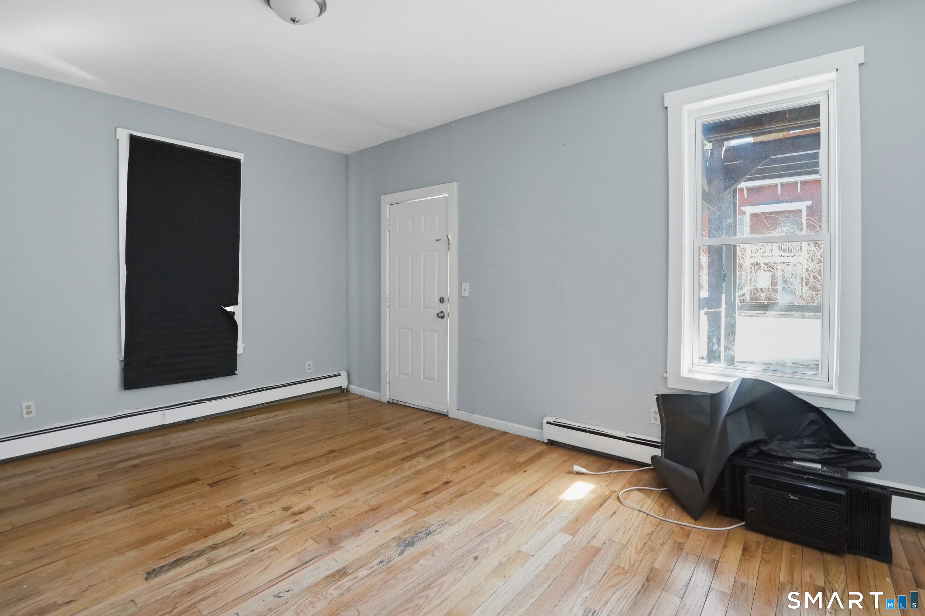 584 Kossuth Street Property Photo 15