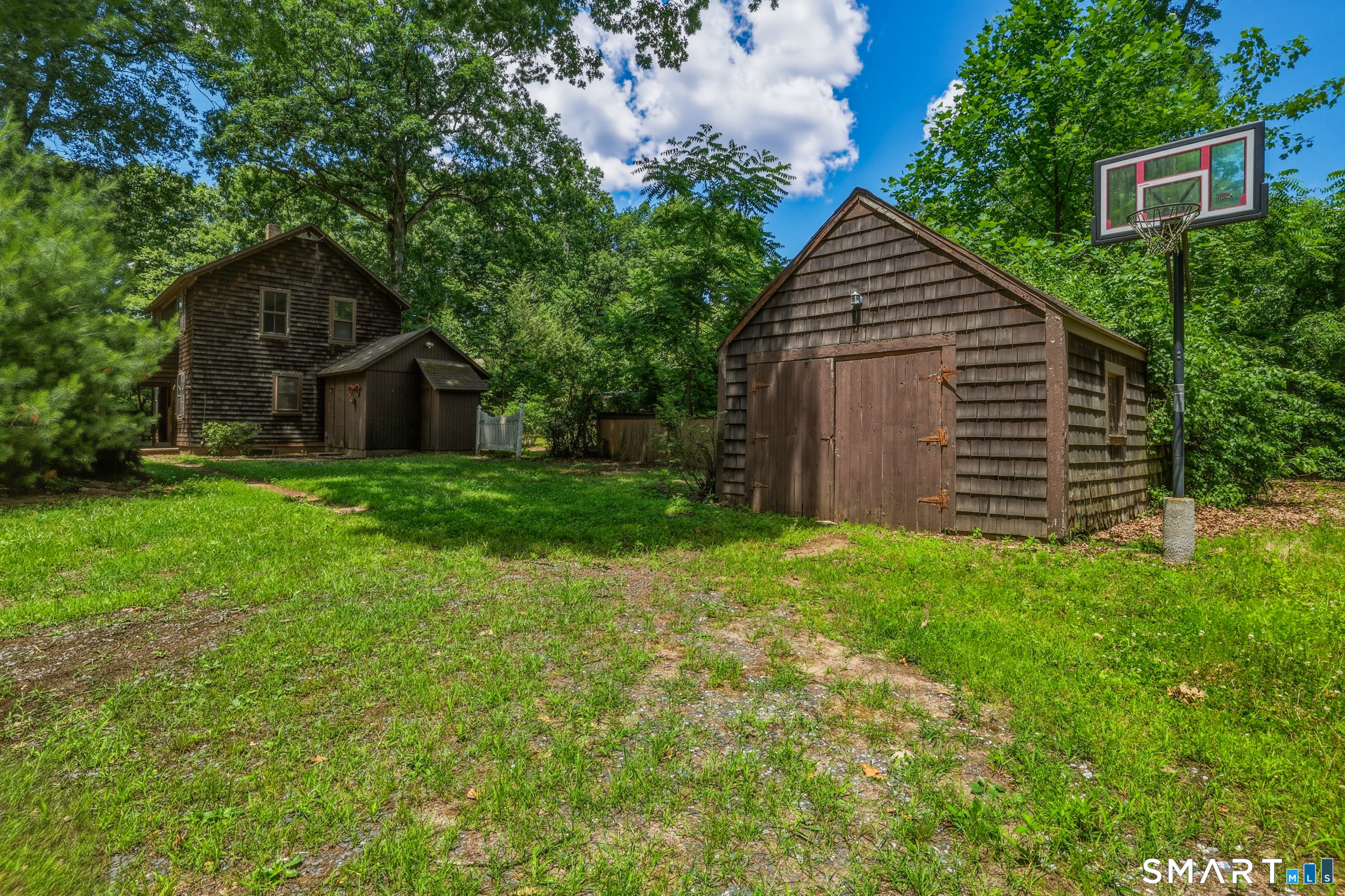 176 Newberry Road Property Photo 4