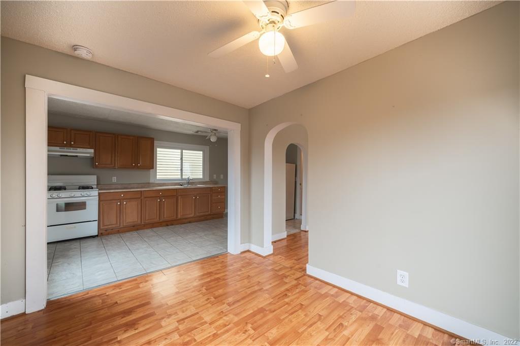 762 State 2 Street Property Photo 5