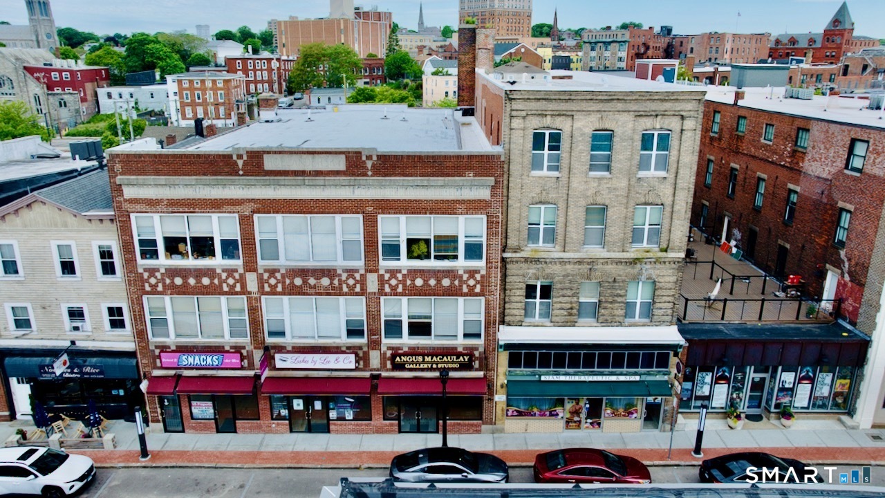 147 Bank Street Property Photo 2
