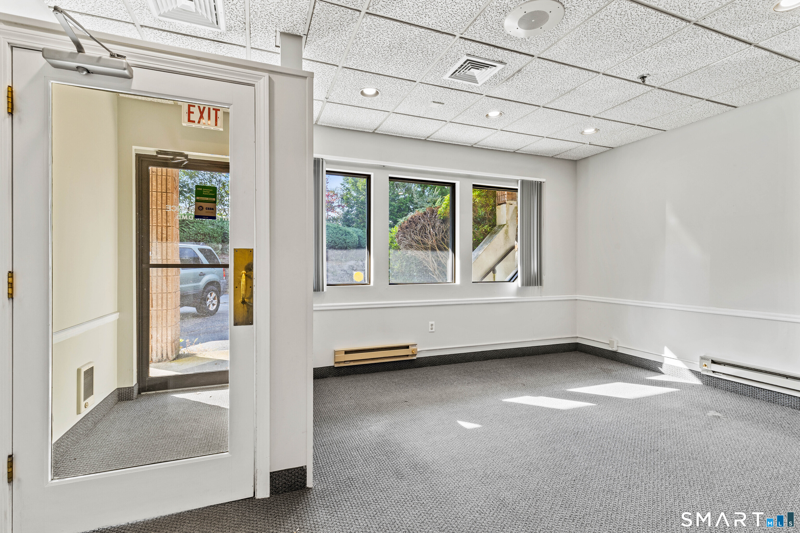 256 Boston Post Road Property Photo 8