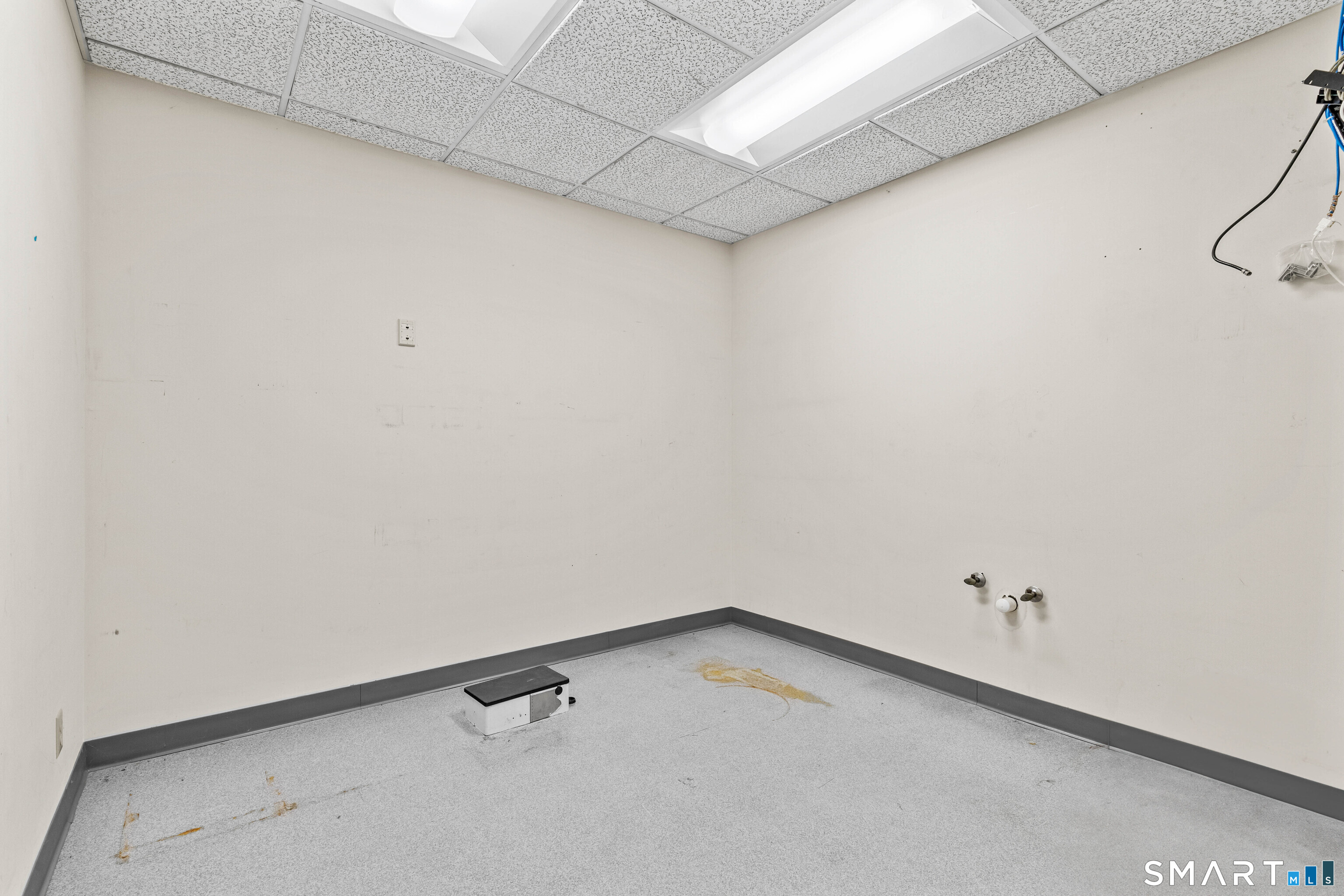 256 Boston Post Road Property Photo 19