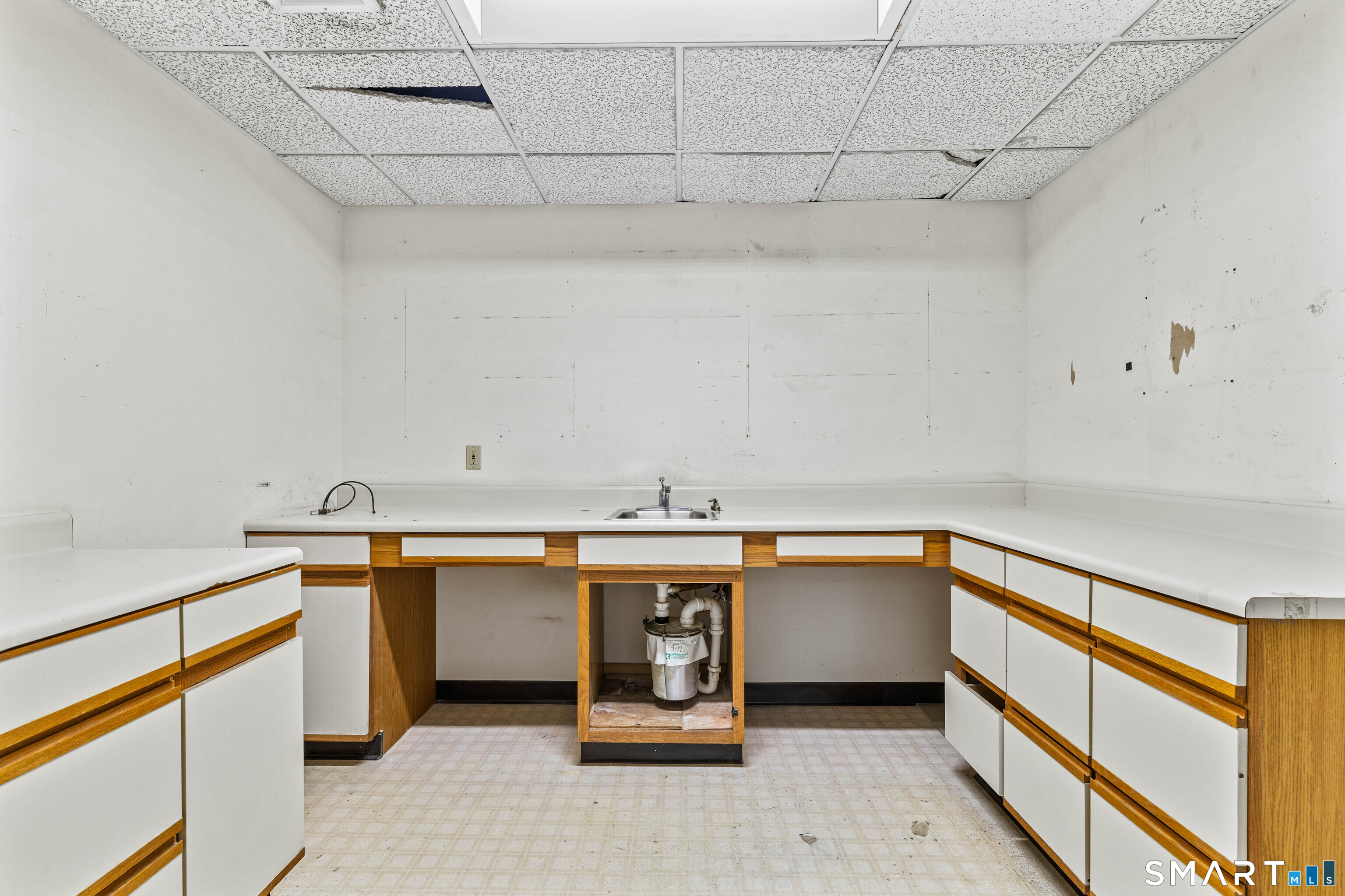 256 Boston Post Road Property Photo 22