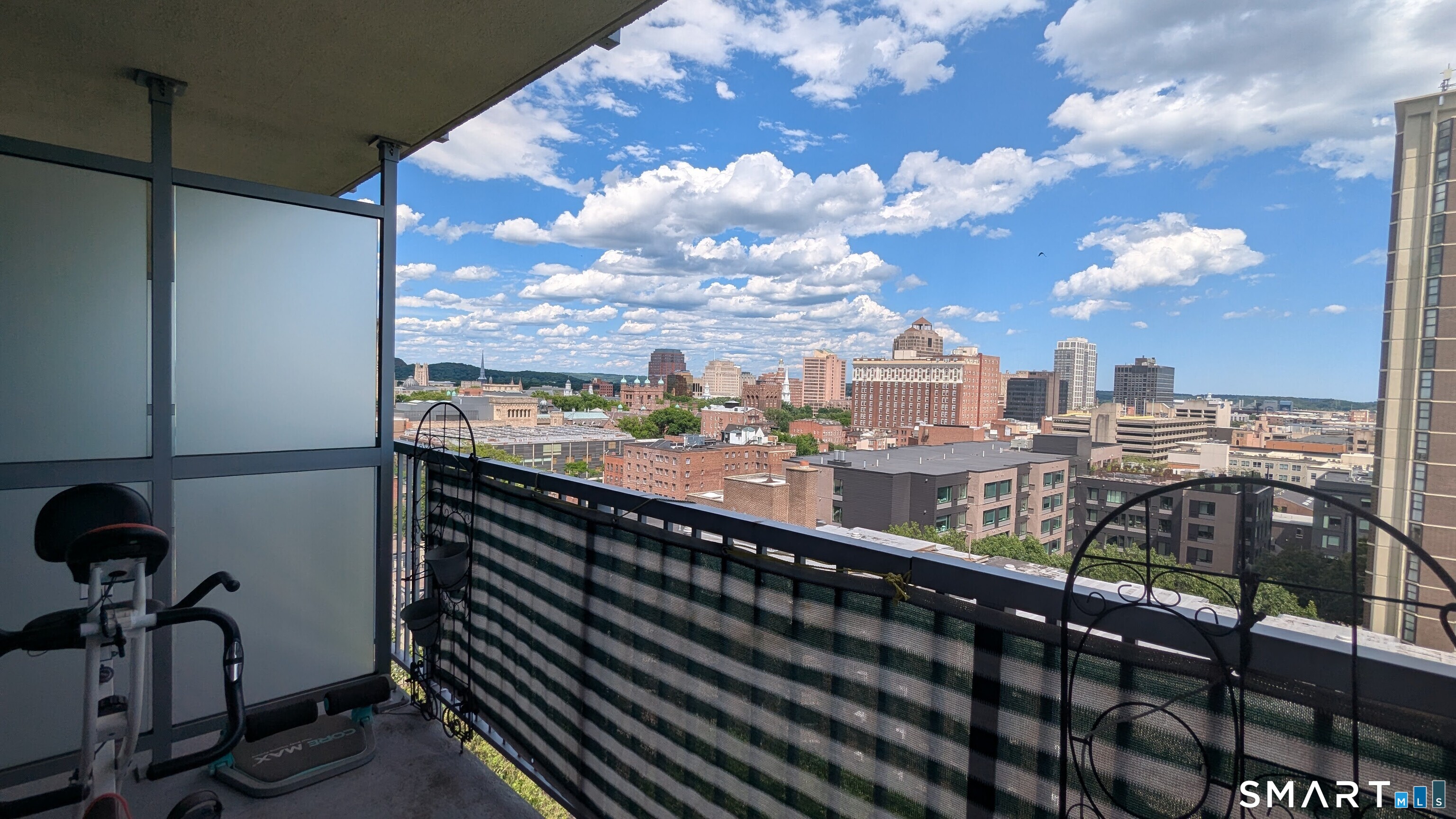 100 York 15m Street Property Photo 10