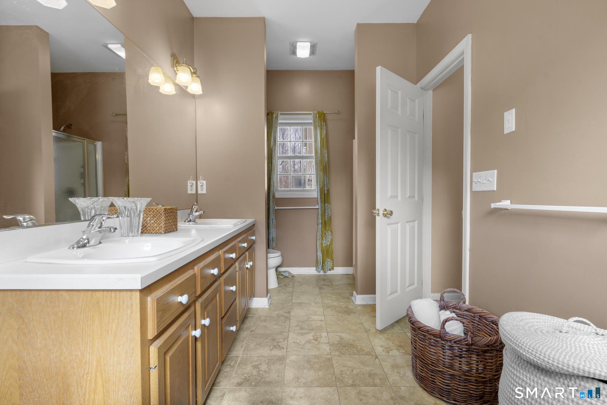 16 Larkey Road Property Photo 13