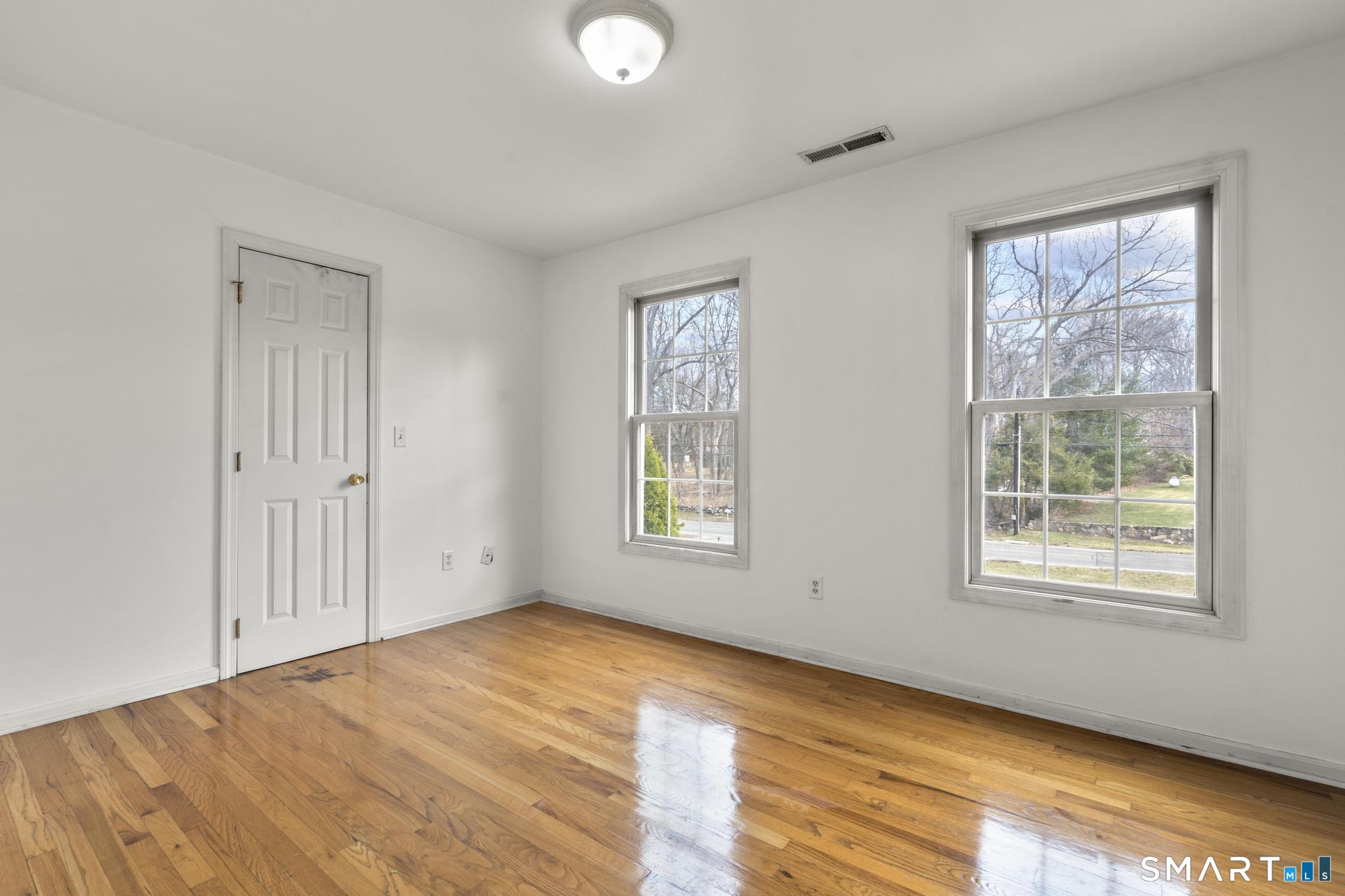 16 Larkey Road Property Photo 18