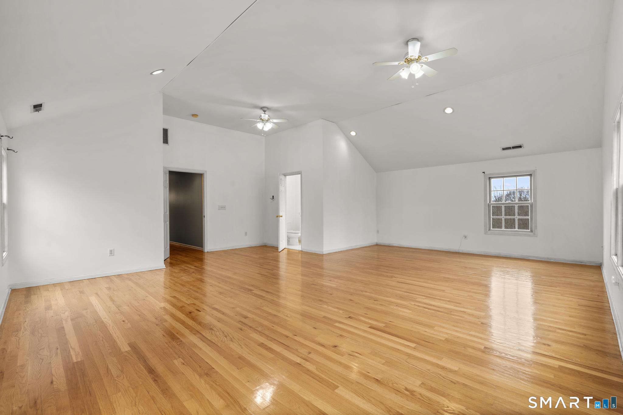 16 Larkey Road Property Photo 21