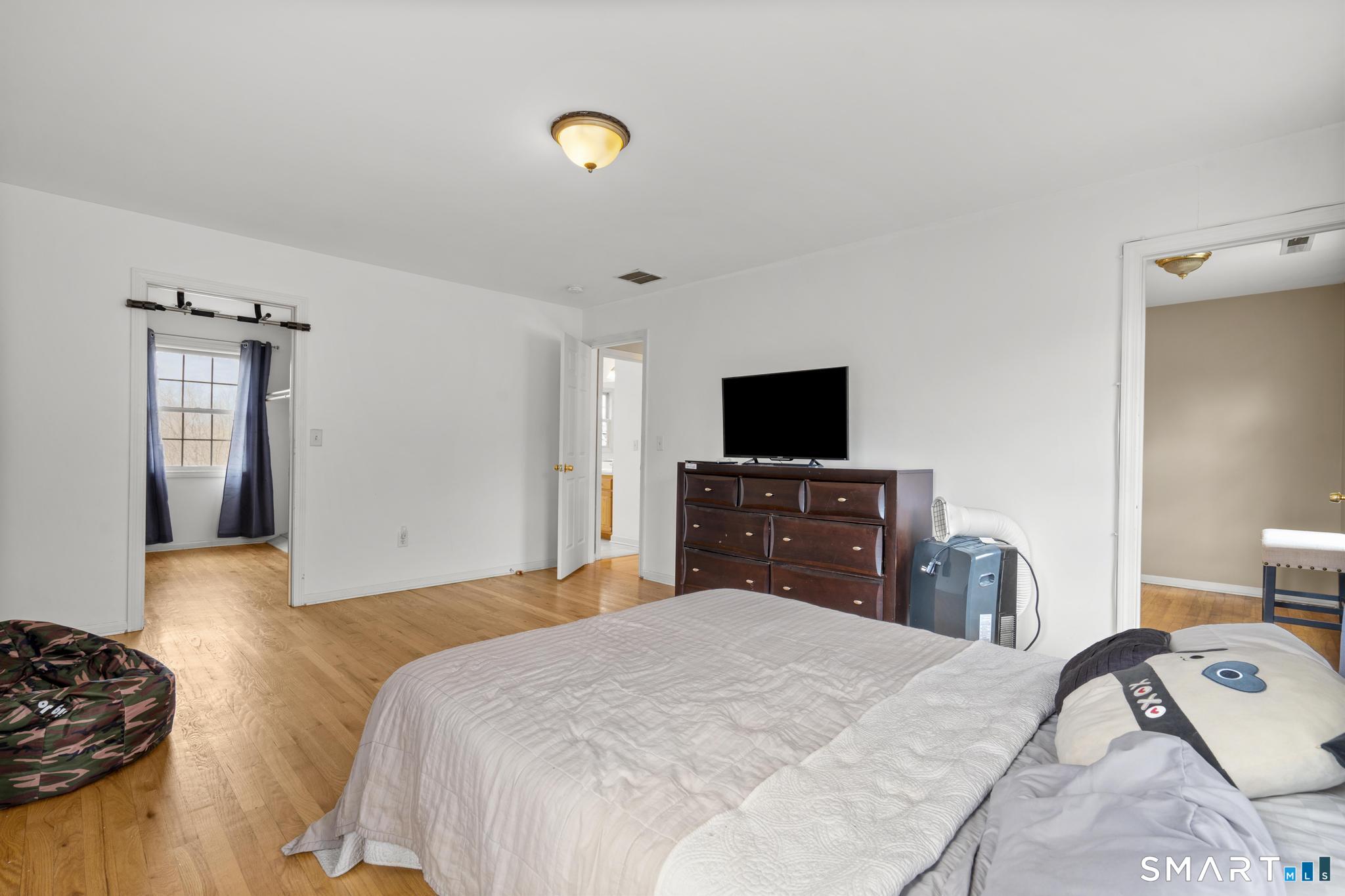 16 Larkey Road Property Photo 31