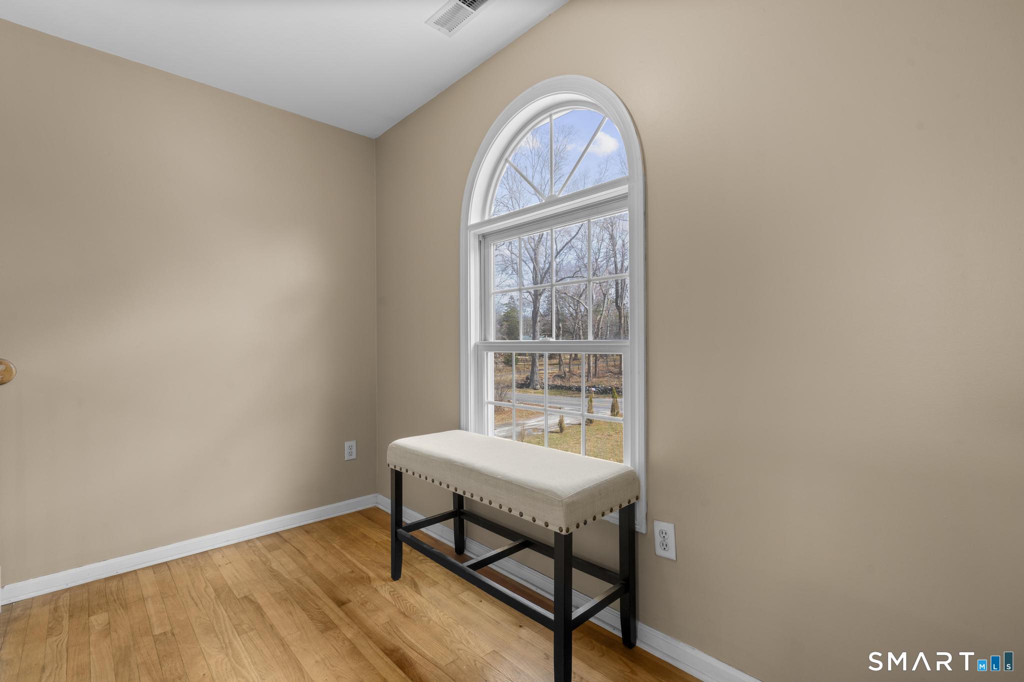 16 Larkey Road Property Photo 33